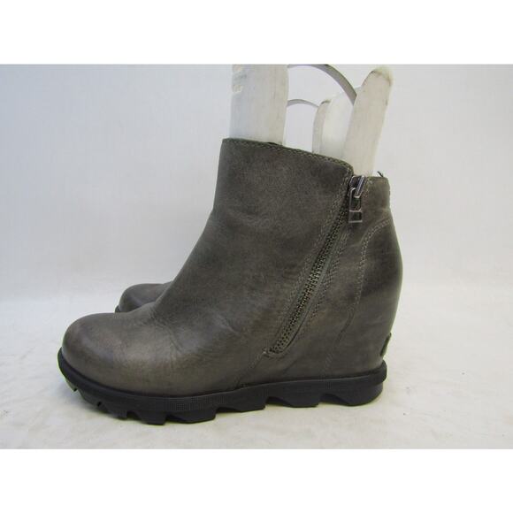 Sorel Womens Size 8.5 Gray Leather Zip Wedge Ankle Fashion Boots Bootie